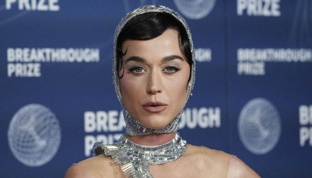 Katy Perry turns awkward stage moment into comedy during Prague concert: Watch