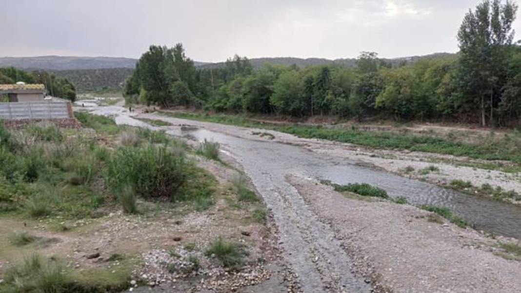 This River In India Flows Beneath The Sand – Here’s Why