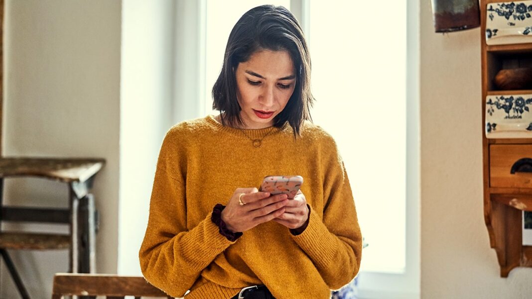 Phone return scam targets new device buyers with fake refund calls